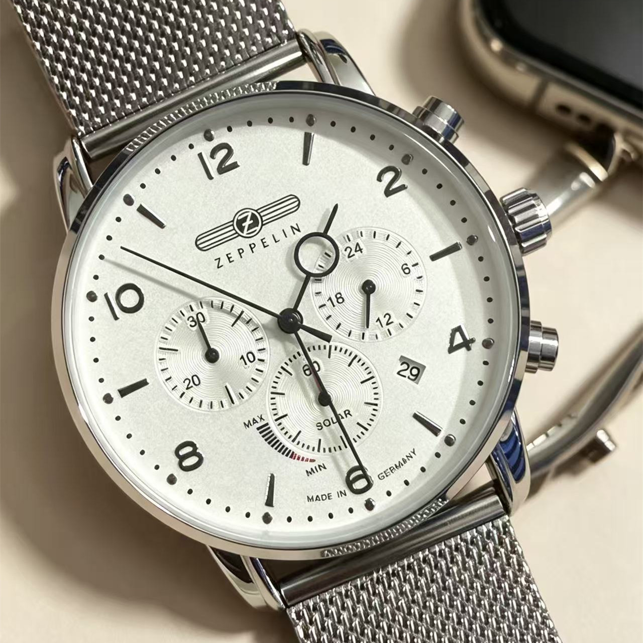 Zegarki męskie Zeppelin Airshi – Luxury Watch Case recenzja i cena