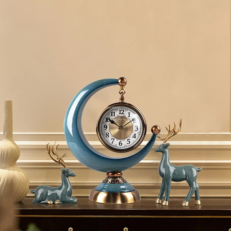 Zegar dekoracyjny w stylu ligh – Luxury Watch Stand recenzja i cena